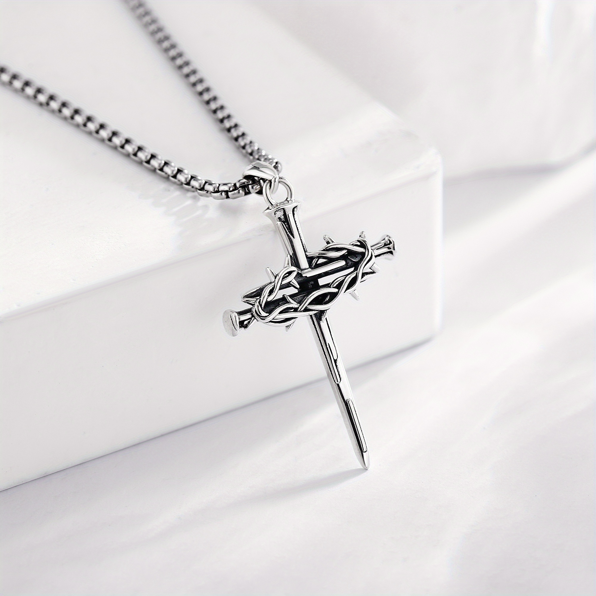 YAFEINI 925 Sterling Silver Cross Pendant Necklace